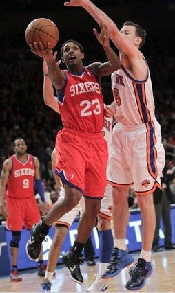 更为球队奠 更为球队奠