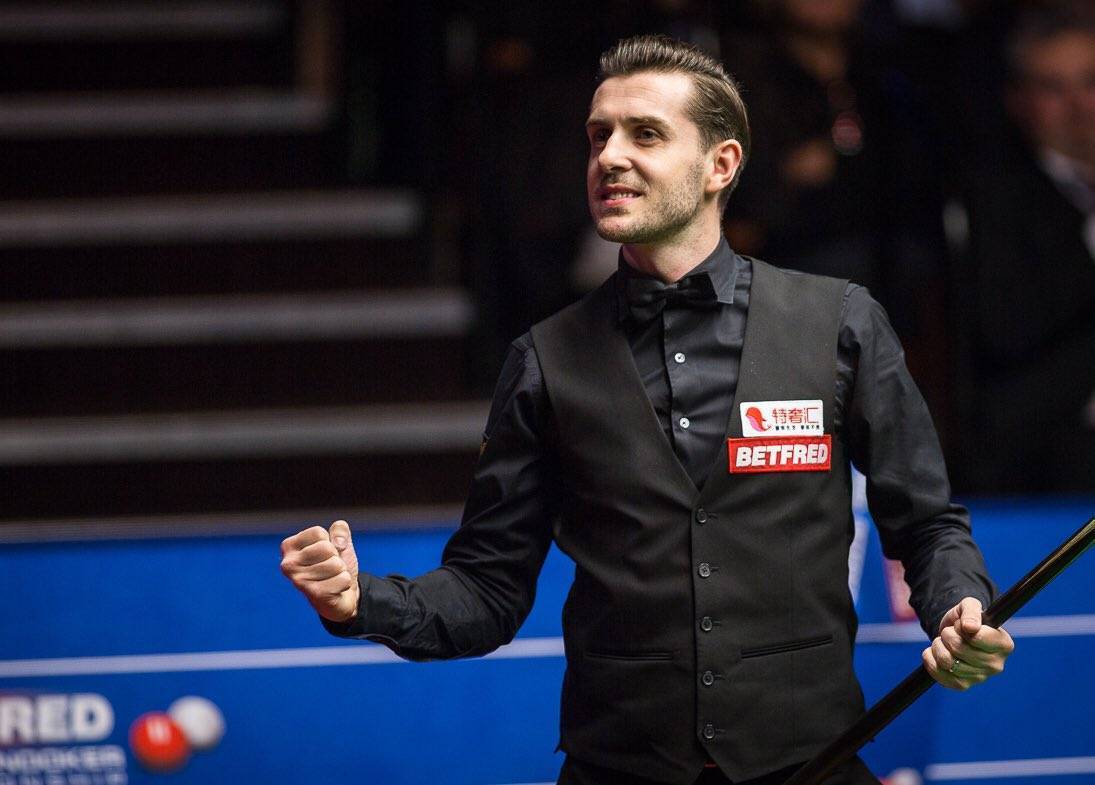 三位伤员，罗德里、卡瓦哈尔、勒诺尔芒造访西班牙队基地