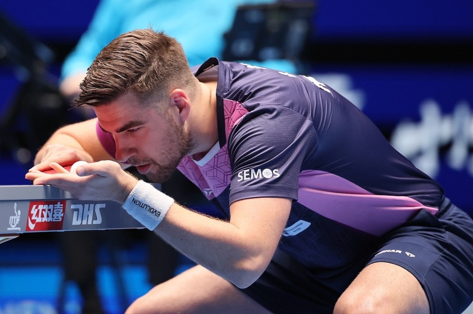 边线处前扑 边线处前扑